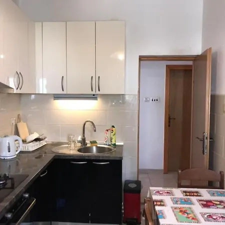 2 - Double With Shared Bathroom 1 - 6